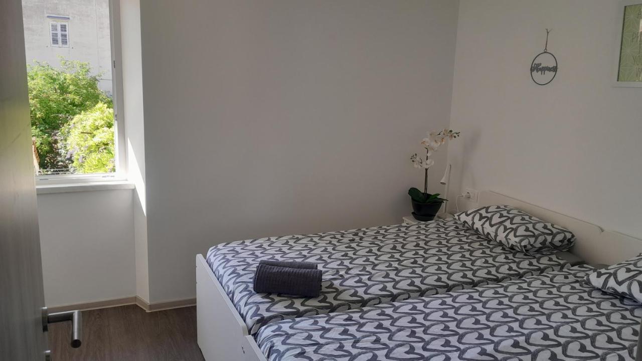 Apartma Ana Копер Екстериор снимка